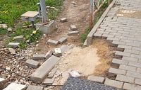 На переходе платформы Новопетровская можно серьёзно покалечиться